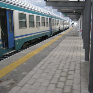 Bahnsteigerhöhung Bozen Süd