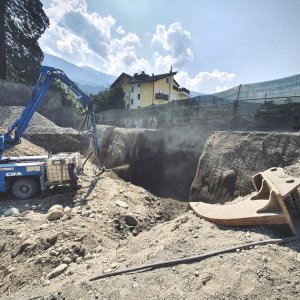 Messa in sicurezza dello scavo di fondazione per i complessi residenziali Guggenberg e Stufls a Bressanone